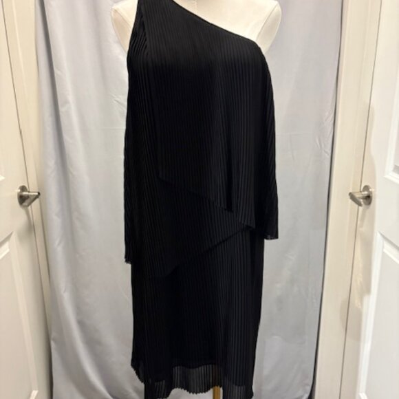 Brand New Michael Kors Black Dress Size M - Picture 2 of 10